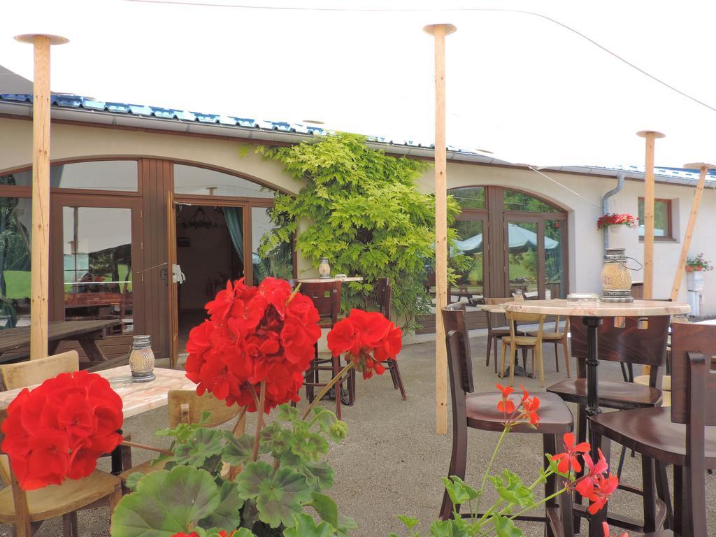 Hotel Le Grand Chalet Foncine-le-Haut Esterno foto